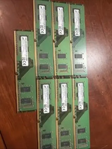 Micron Micron 4GB DDR4 Desktop Memory RAM 1Rx16 PC4-2400T-UC0