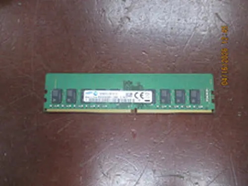 Samsung Samsung 16GB 2Rx8 PC4-2133P DDR4 M391A2K43BB1-CPBQ RAM Memory