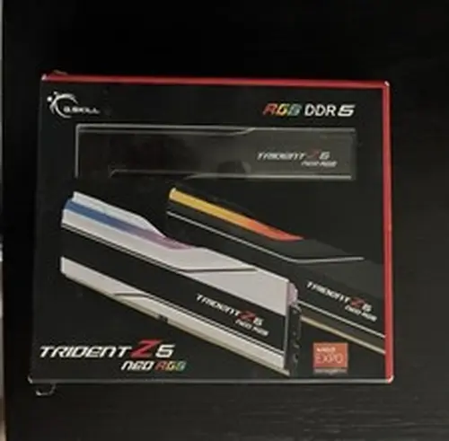 Unknown SKILL Trident Z5 Neo RGB Series 32GB (2 x 16GB) DDR5 desktop memory kit