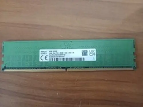 1x16GB SK Hynix 4800B DDR5 Desktop Memory HMCG78AEBUA081N