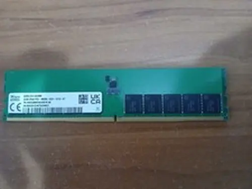 SK Hynix 1x32GB SK Hynix DDR5-4800 EC4 ECC UDIMM Destop/SERVER RAM Memory HMCG88MEBEA081N