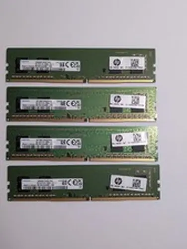 Samsung 32GB (4x8GB) DDR4 PC4-3200AA RAM M378A1G44AB0