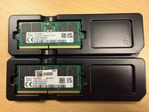 SK Hynix SK Hynix 16GB DDR5 SO-DIMM 6400MT/s ECC HMCG78AHBVA315N Memory