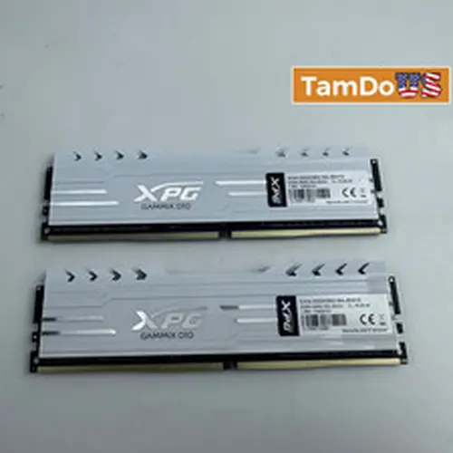 ADATA XPG Gammix D10 DDR4 16GB Kit 2x8GB 3000MHz CL16 Desktop RAM White