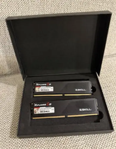 G.SKILL Ripjaws S5 32GB (2x16GB) DDR5-6000 DIMM 288-Pin Intel XMP 3.0 RAM in box