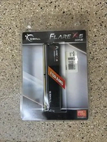 Flare X5 16GB DDR5-5600 PC5-44800 CL36 Single Channel Desktop Memory Module