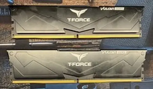 TeamGroup T-Force Vulcan 16GB (2x8GB) RAM DDR5 5200MHz