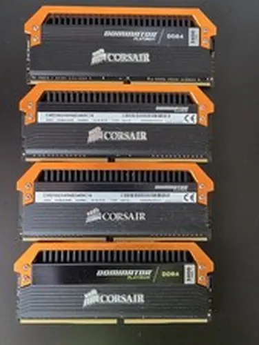 Corsair 4z4GB DDR4 3400 Mhz Dominator Platinum