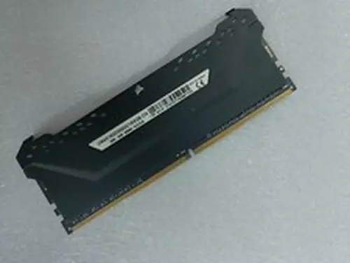 Corsair VENGEANCE Pro 16GB DDR4 3200 Desktop DIMM RAM RGB PC4-25600 288pin