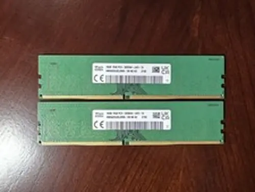 SK hynix 32GB DDR4-3200 Desktop RAM Kit (2 x 16GB)