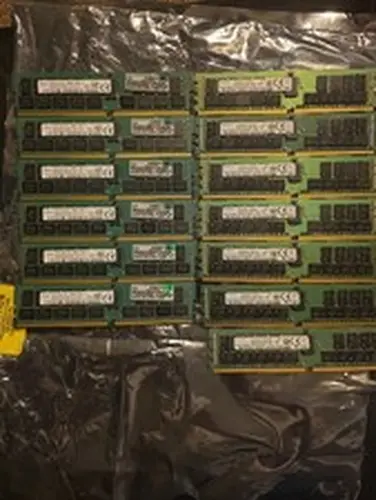 32gb ddr4 2666mhz ecc rdimm server memory 13x Sticks 6xSKhynix 7xSamsung