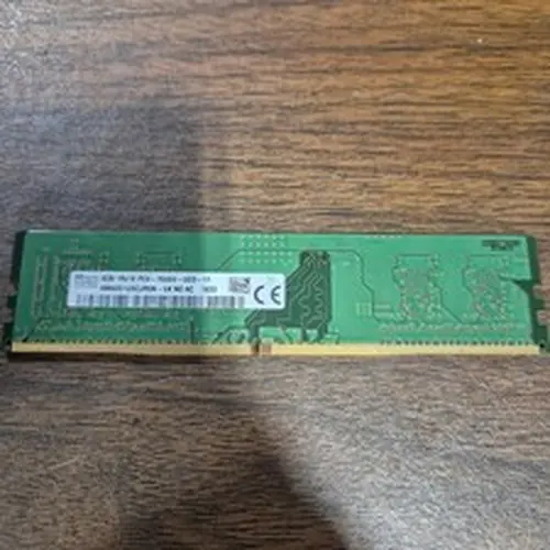 SK Hynix 4GB DDR4 RAM PC4-2666V-U 2666MHz 288-Pin Desktop DIMM HMA851U6CJR6N-VK