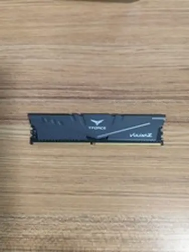 Team T-force Vulcan Z 8GB PC4-25600 (DDR4-3200) Memory