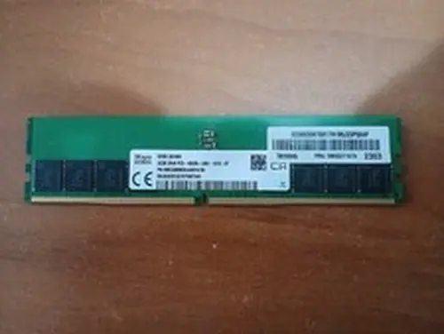 1x32GB SK hynix DDR5-4800 Desktop RAM Memory UDIMM HMCG88MEBUA081N
