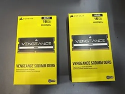 CORSAIR VENGEANCE 32GB (2 x 16GB) (DDR5-4800) laptop memory