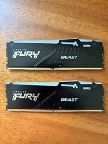 Kingston Fury Beast RGB 32GB (2 x 16GB) DDR5