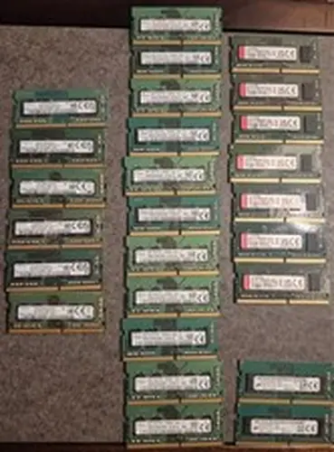 26 PIECE LOT!! Each 8gb ddr4 sodimm 3200 ram. Brands Samsung Kingston SK hynix
