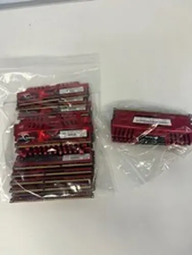 Corsair Vengeance 16GB (4x 4GB) 2133 MHZ CMZ16GBX3M4X2133C11R- Quantity 20