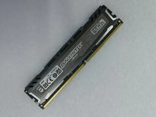 Crucial 8GB DDR4 2666 Desktop DIMM RAM XMP by micron Ballistix PC4-21300 288pin