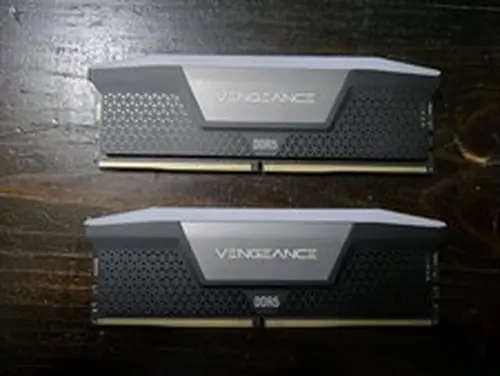 CORSAIR Vengeance RGB DDR5 RAM 48GB 7200MHz CL36 Intel XMP (CMH48GX5M2B7200C36)