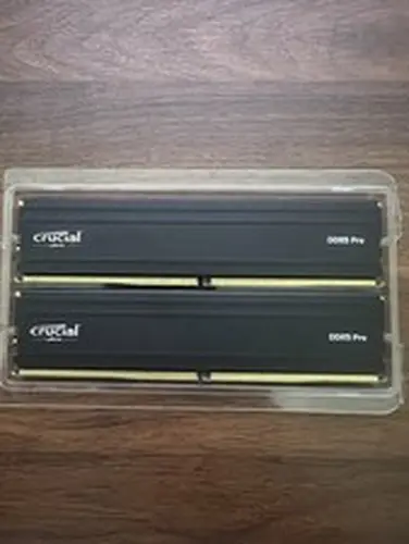 Crucial Pro 32GB (2x16GB) RAM Memory DDR5 5600MHz CP16G56C46U5.C8D