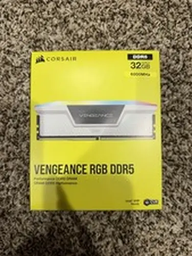 CORSAIR Vengeance RGB 32GB (2 x 16GB) DDR5 RAM WHITE (NEW)