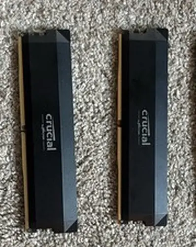 Crucial 32GB DDR5
