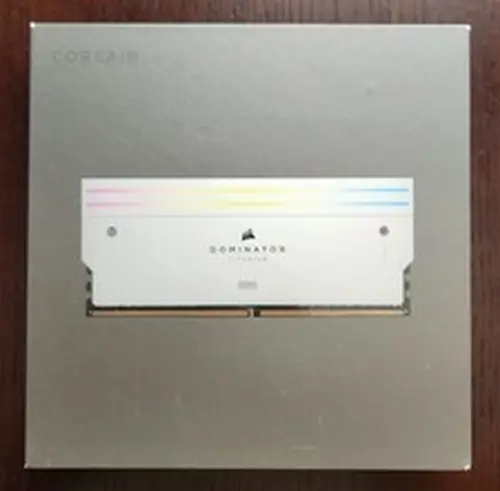 CORSAIR DOMINATOR TITANIUM RGB 32GB (2x16GB) DDR5 CL30 6000MHZ RAM MEMORY WHITE