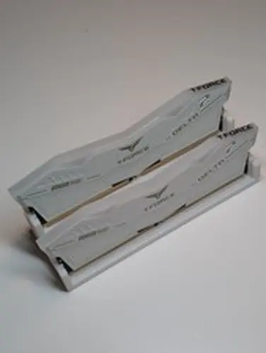 TeamGroup T-Force Delta RGB 32GB 2x16GB DDR5 6000 CL38 XMP EXPO White
