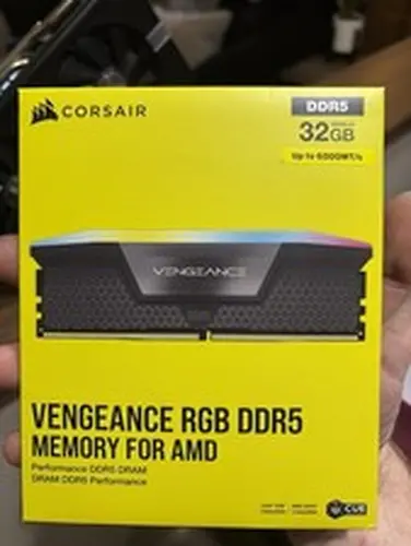 CORSAIR Vengeance RGB 32GB (2 x 16GB) 288-Pin PC RAM DDR5 6000 (PC5 48000)