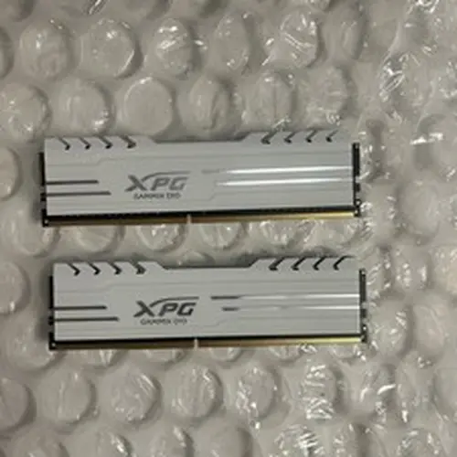 XPG GAMMIX D10 16GB (2x8GB) DDR4 3000MHz (AX4U300038G16A-BW10) Desktop Memory