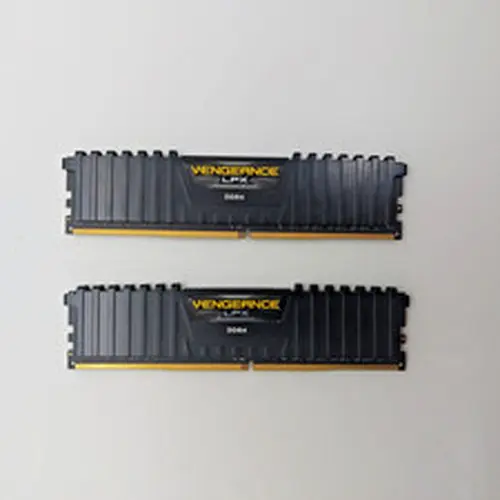 Corsair Vengeance LPX 16GB (2x8GB) RAM DDR4 2133MHz CMK16GX4M2A2133C13