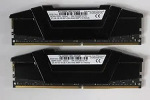 G.Skill RipJaws F4-3200C16D-32GVK (2x16GB) Desktop RAM DDR4-3200 XMP 2.0 Ready