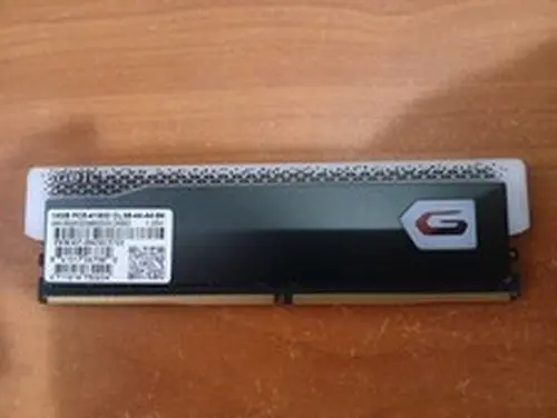 1x16GB Geil DDR5-5200 RAM Memory Desktop UDIMM (GAVSG532GB5200C38BD)