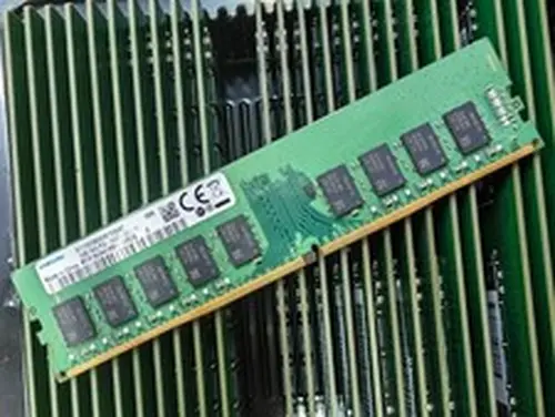 SAMSUNG 16GB DDR4 2400 MHz ECC UDIMM RAM 2Rx8 PC4-19200 M391A2K43BB1-CRCQ 288pin
