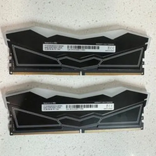Team Group 16GB (2 x 8GB) 288-Pin PC RAM DDR5 6000 (PC5 48000) Memory Model FF3D