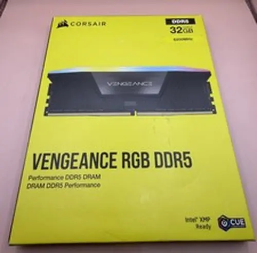 CORSAIR VENGEANCE RGB 32GB (2 x 16GB) PC5-49600 (DDR5-6200) DIMM Memory - Black