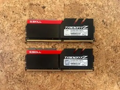 G.Skill Trident Z 32GB (2x16GB) DDR4-3000 CL16 RAM Kit | F4-3200C16Q2-128GTZ