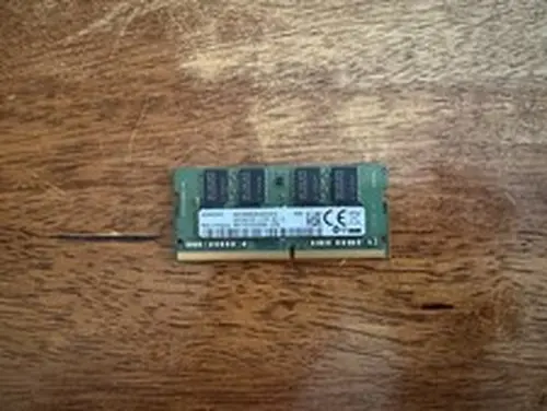 Samsung M471A1G43DB0-CPB 8GB DDR4-2133 Memory Module