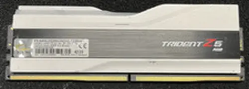 F5-6400J3239G16GX2-TZ5RW G.Skill TRIDENT Z 5 RGB 16GB PC5-51200 DDR5-6400MHz