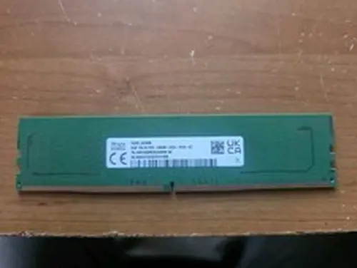 1x8GB SK hynix DDR5-4800B PC5-4800 Desktop Memory RAM PC UDIMM HMCG66AEBUA084N