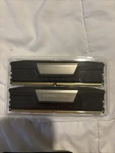 Corsair Vengeance 64GB (2x32GB) DDR5-6400 CL32-40-40-84 XMP 3.0 RAM Black