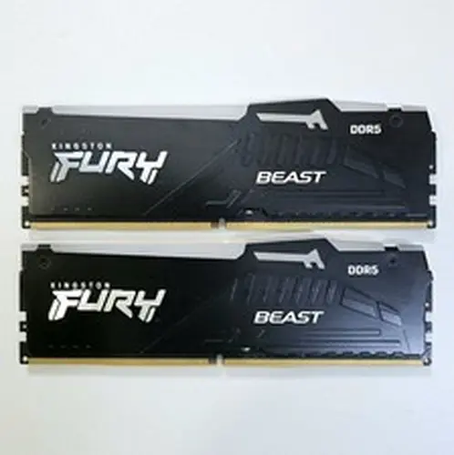 Kingston Fury 32GB (2 x 16GB) DDR5 5200 MHz RGB Desktop Gaming Memory, !