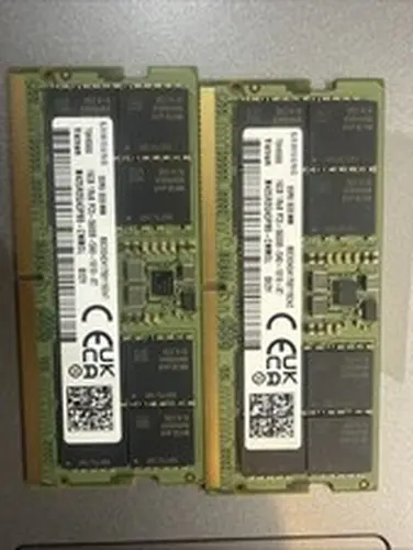 2x Samsung 16 GB DDR5 SODIMM 1Rx8 PC5-5600B RAM Memory M425R2GA3PB0-CWM0L