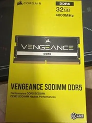 Corsair Vengeance 32GB 1x32GB DDR5 4800 CL40 262-Pin SO-DIMM Laptop RAM Intel AM