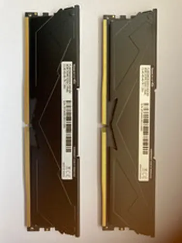 TEAMGROUP T-Force Vulcan 16GB (2x8GB) DDR5-5200 CL40 PC5-41600 Desktop RAM Black