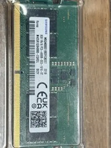 Samsung M425R1GB4BB0-CQKOL 8GB DDR5 1Rx16 PC5-4800B SODIMM Laptop Memory RAM