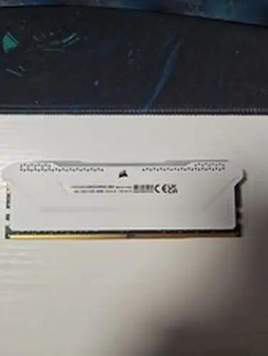 Corsair Vengeance RGB Pro DDR4-3600 Memory - CMH32GX4M2D3200C18W CL 18-22-22-42