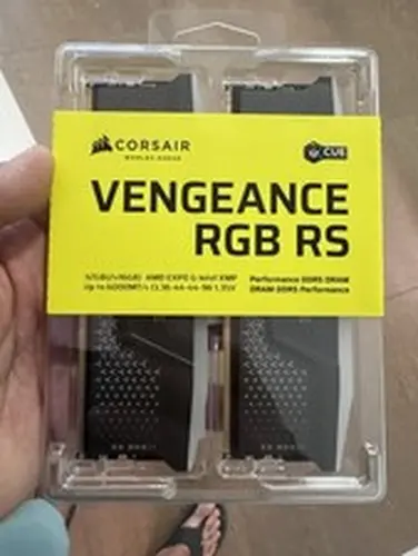 Corsair VENGEANCE 32GB (2 x 16GB) PC5-49600 (DDR5-6200) Memory - BRAND NEW