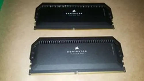 Corsair DOMINATOR PLATINUM RGB 32GB (2 x 16GB) 5600MHz 288-pin DIMM DDR5 RAM Kit